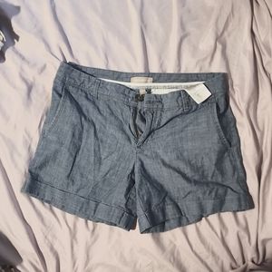 Banana republic us 4 denim pocketed button cover fold over cuff jean shorts